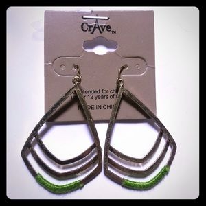 Crave Gold / Green Long Statement Earrings💚💚💚